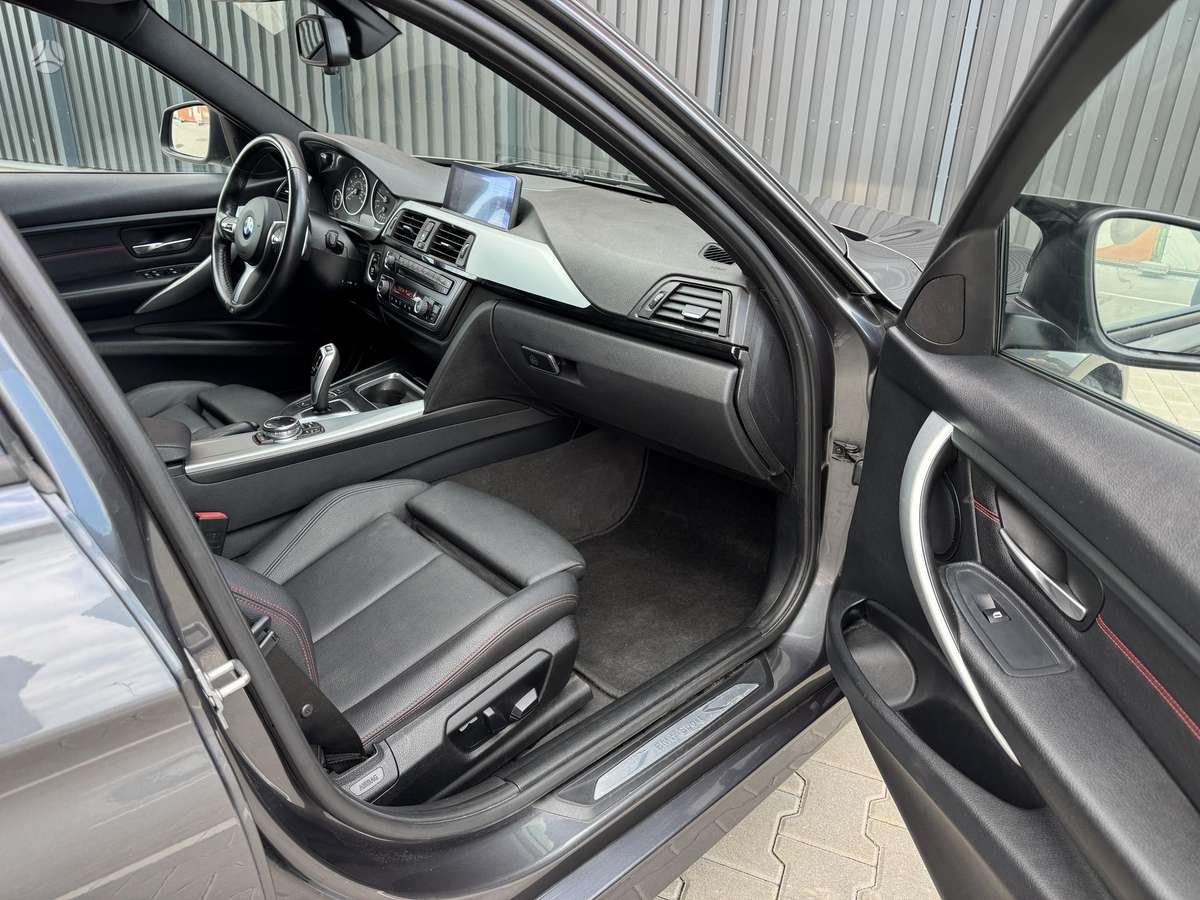 BMW 320, 2.0 l., Седан