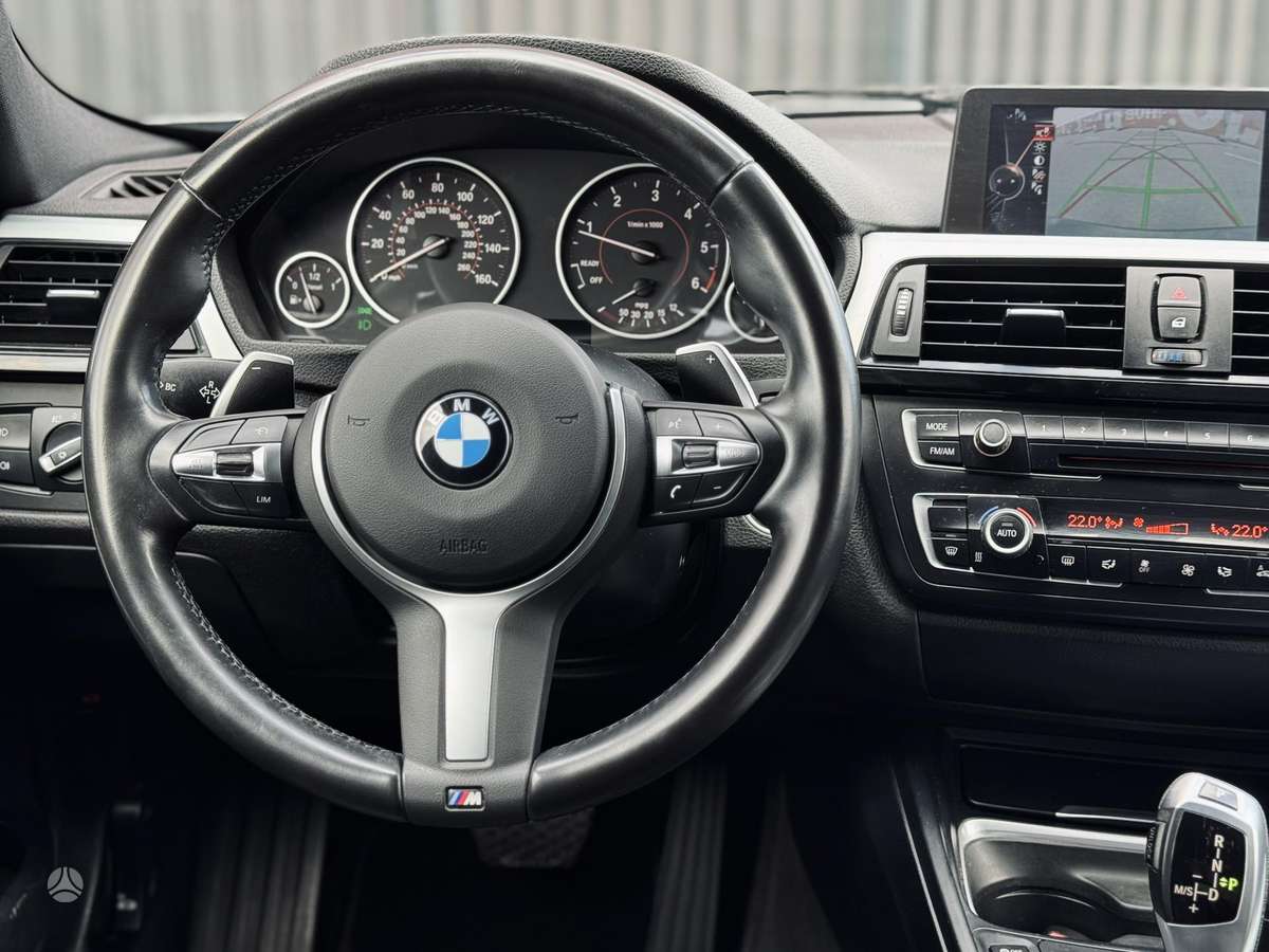 BMW 320, 2.0 l., Седан