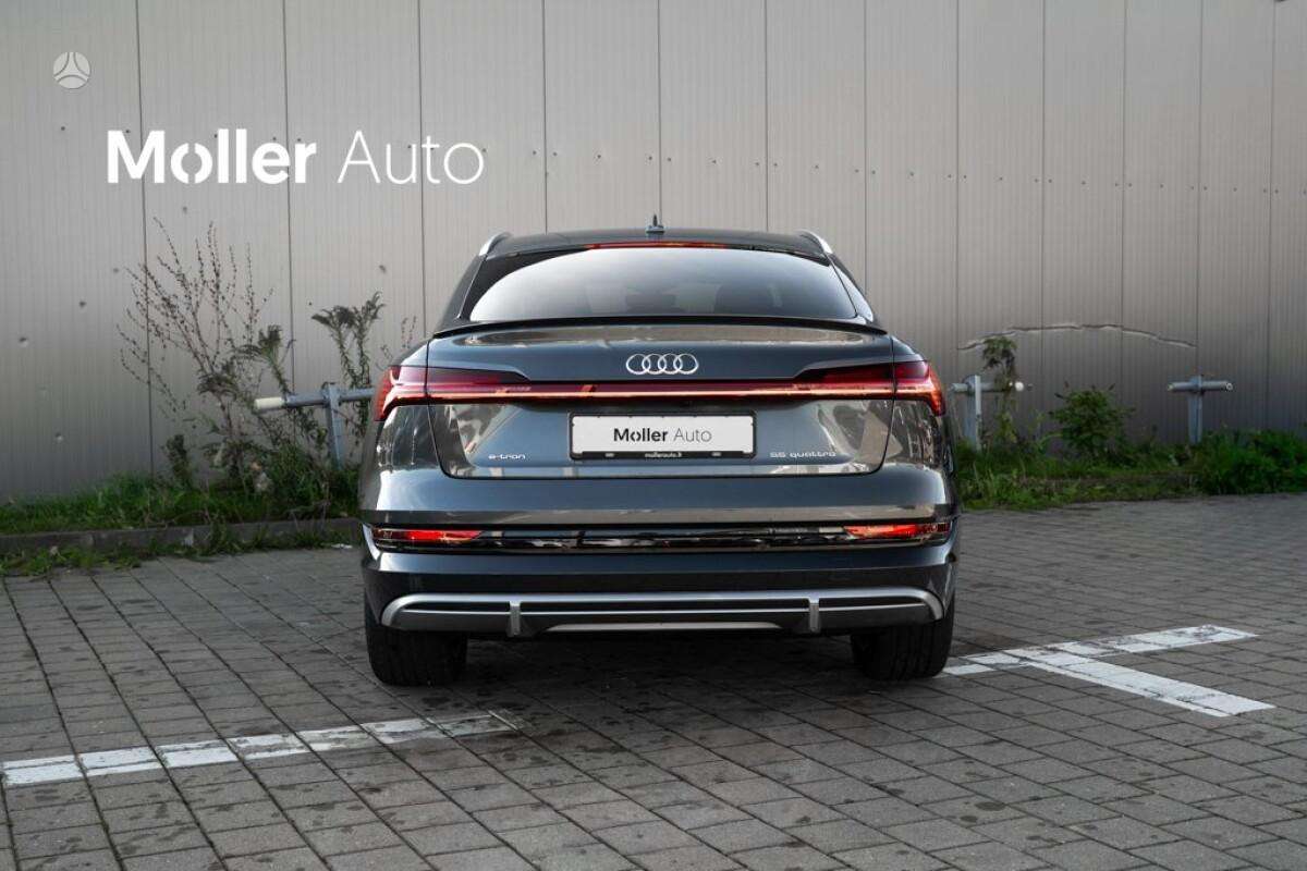 Audi e-tron Sportback, off-road / crossover