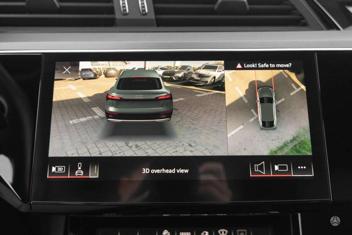 Audi e-tron Sportback, off-road / crossover