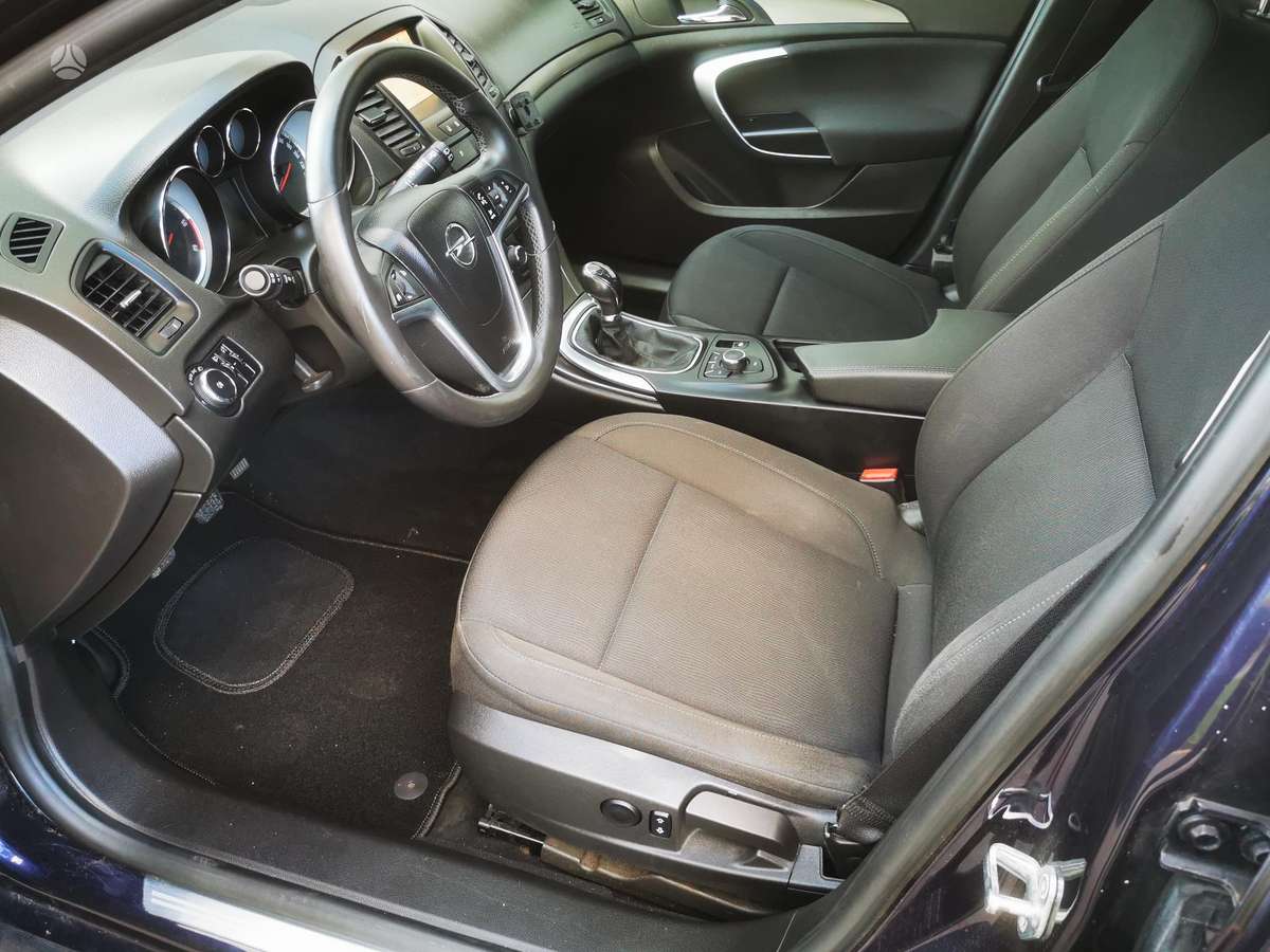 Opel Insignia 2013 — photo 13