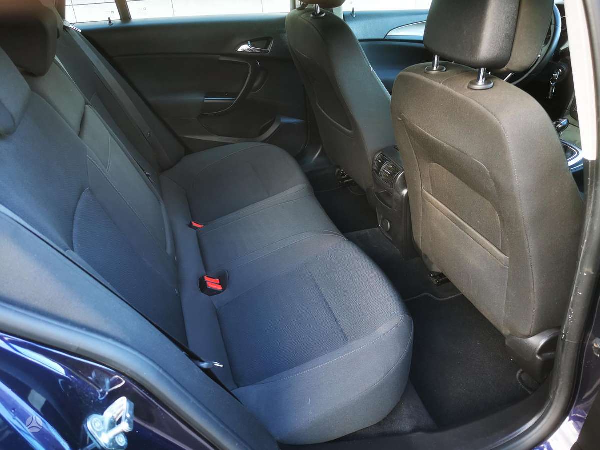 Opel Insignia 2013 — photo 18
