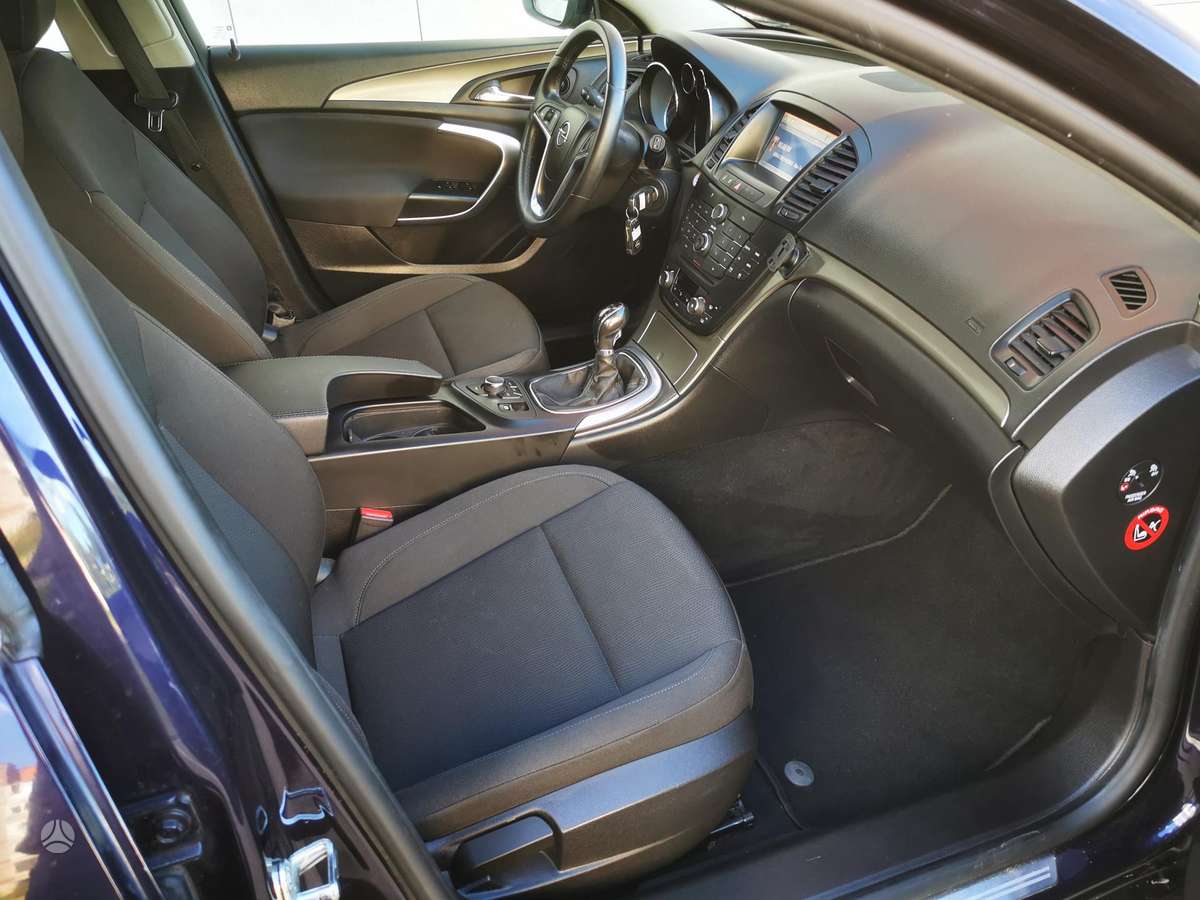 Opel Insignia 2013 — photo 14