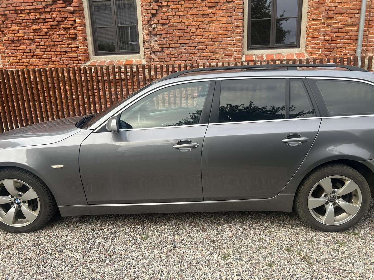 BMW 525, 3.0 l., wagon
