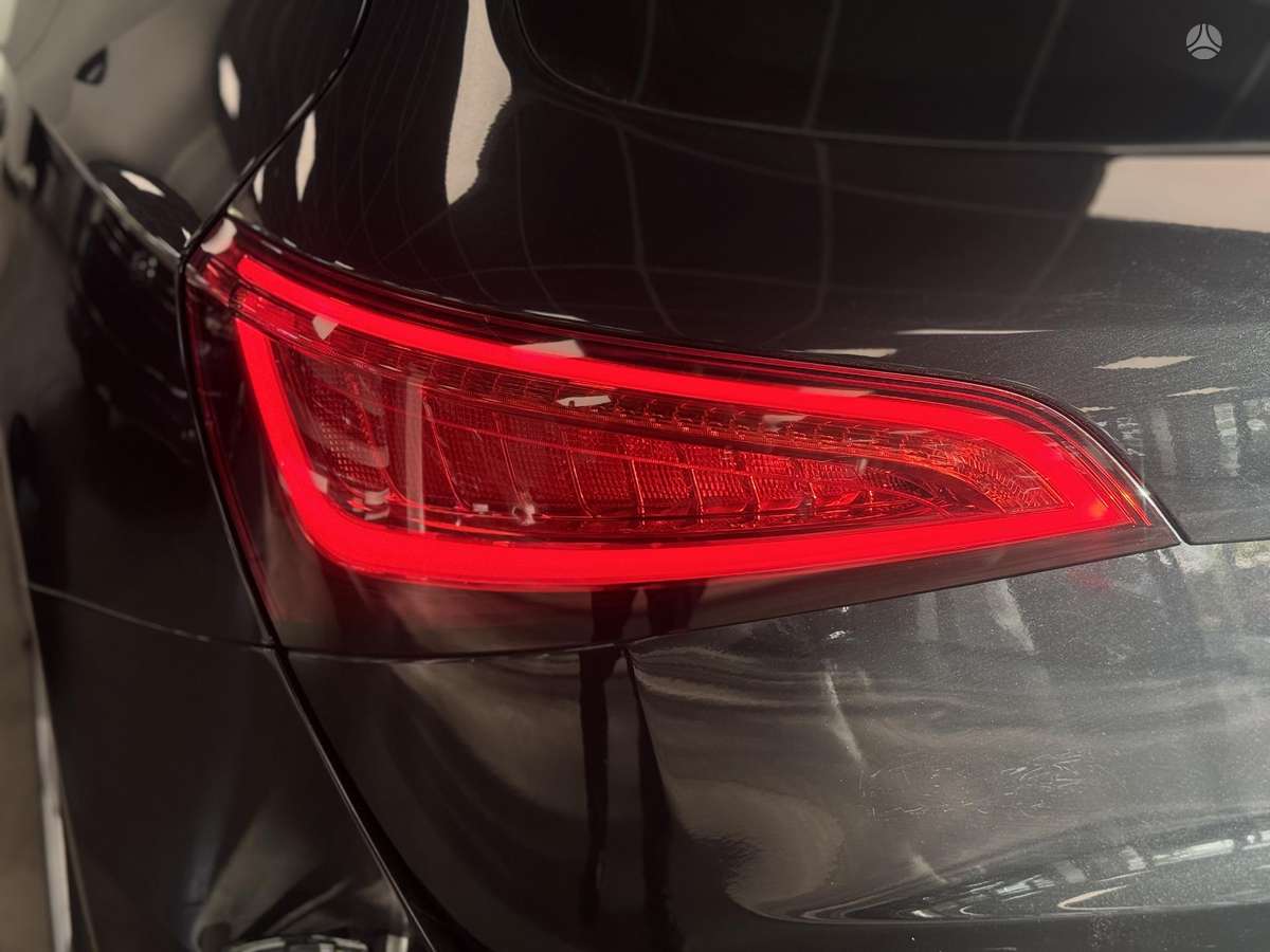 Audi Q5, 2.0 l., Внедорожник / Кроссовер