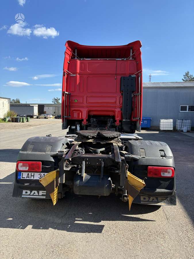 DAF 105SC, single sleeper