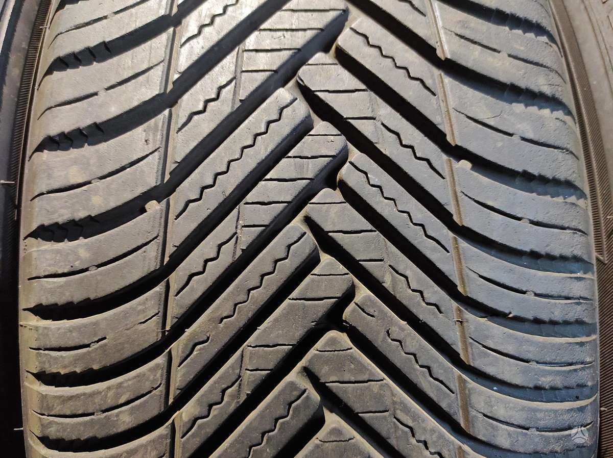 Dunlop ZieminesUniversaliosVasarines, winter 225/60 R18