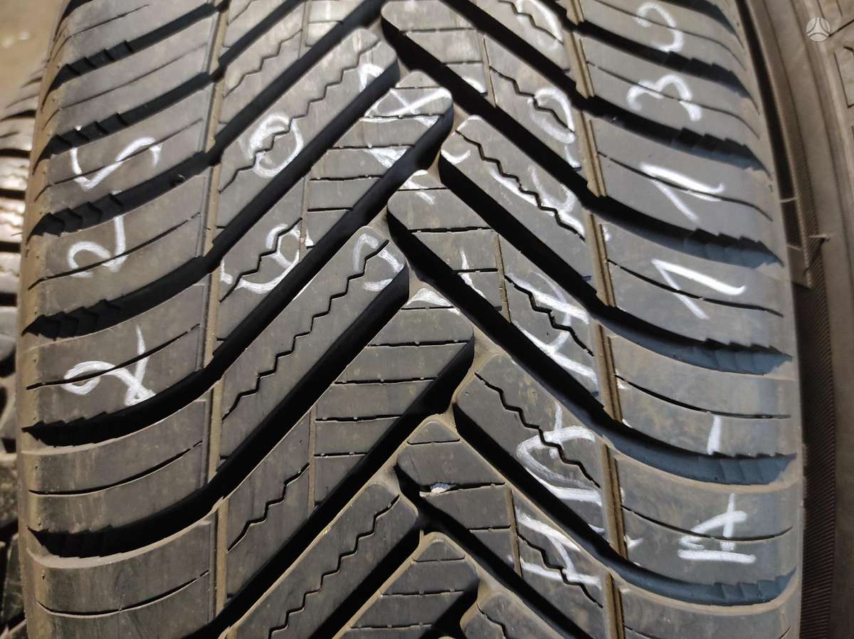 Dunlop ZieminesUniversaliosVasarines, winter 225/60 R18