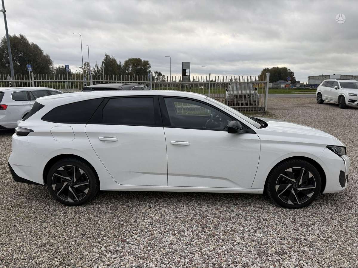 Peugeot 308, 1.2 l., Универсал