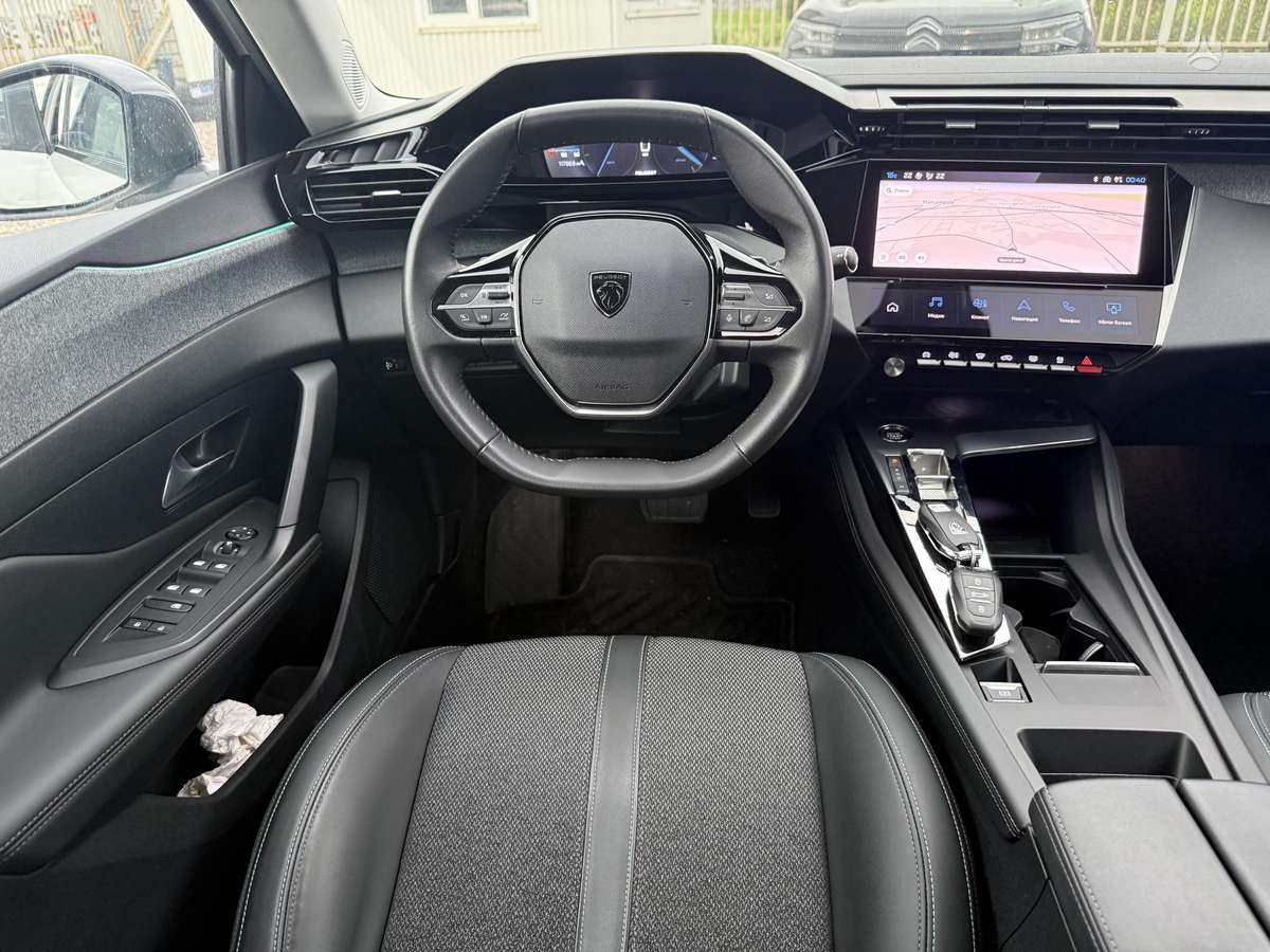 Peugeot 308, 1.2 l., Универсал