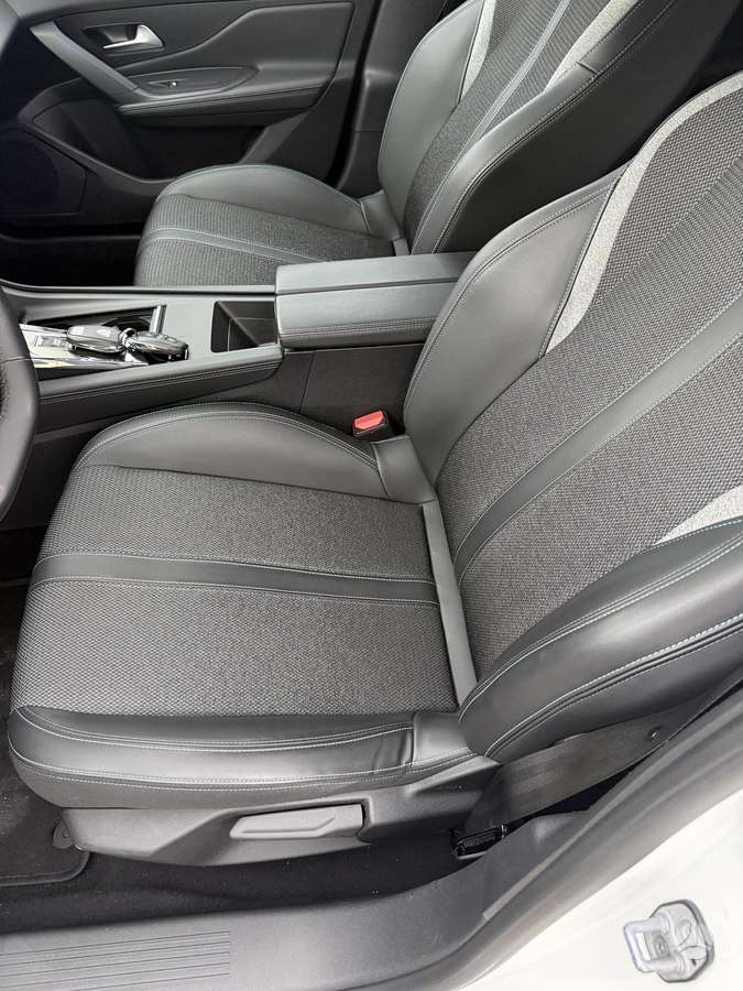 Peugeot 308, 1.2 l., Универсал