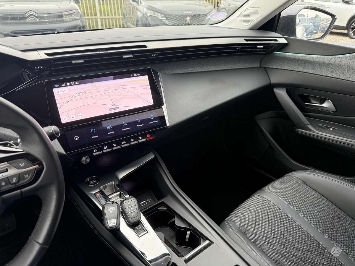 Peugeot 308, 1.2 l., Универсал