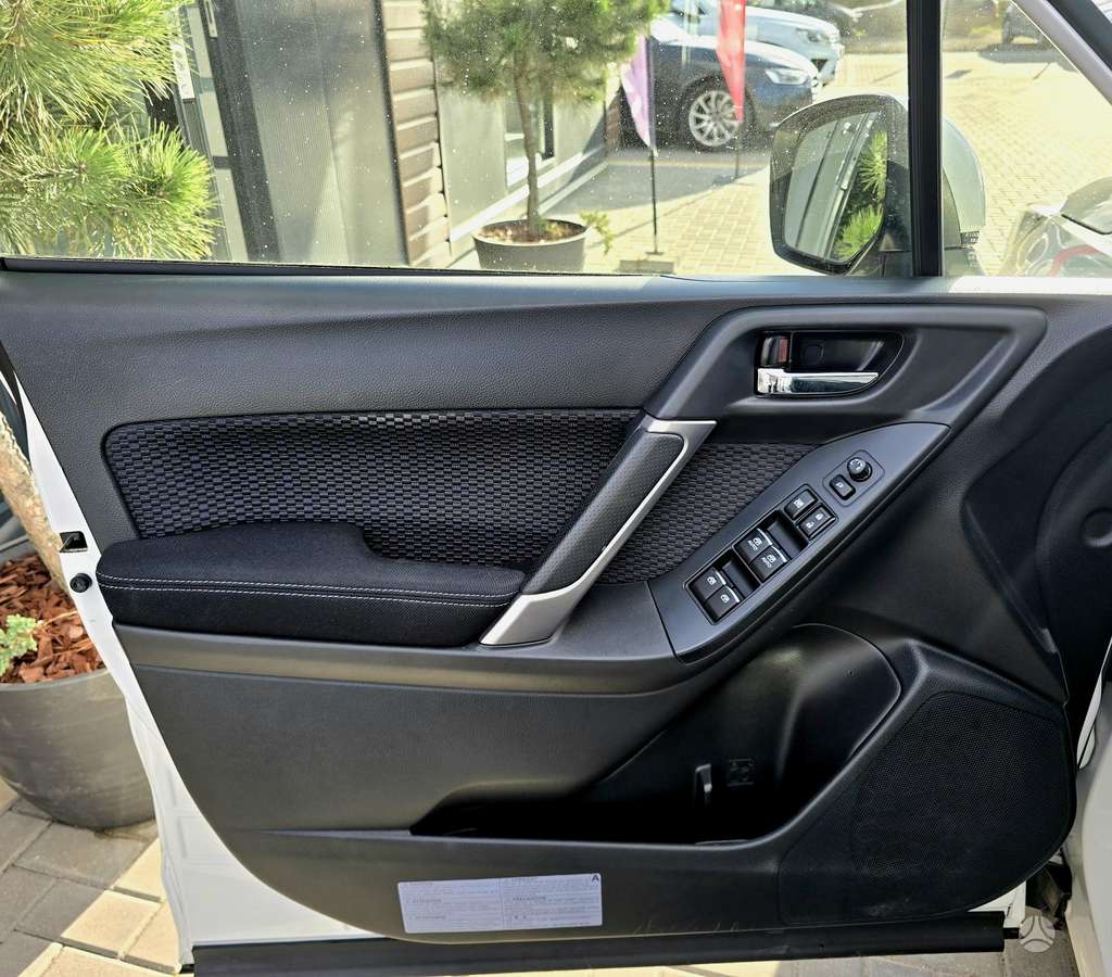 Subaru Forester, 2.0 l., wagon