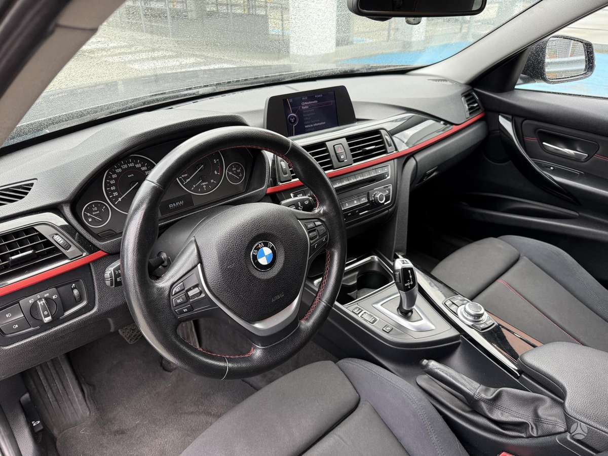 BMW 318, 2.0 l., wagon