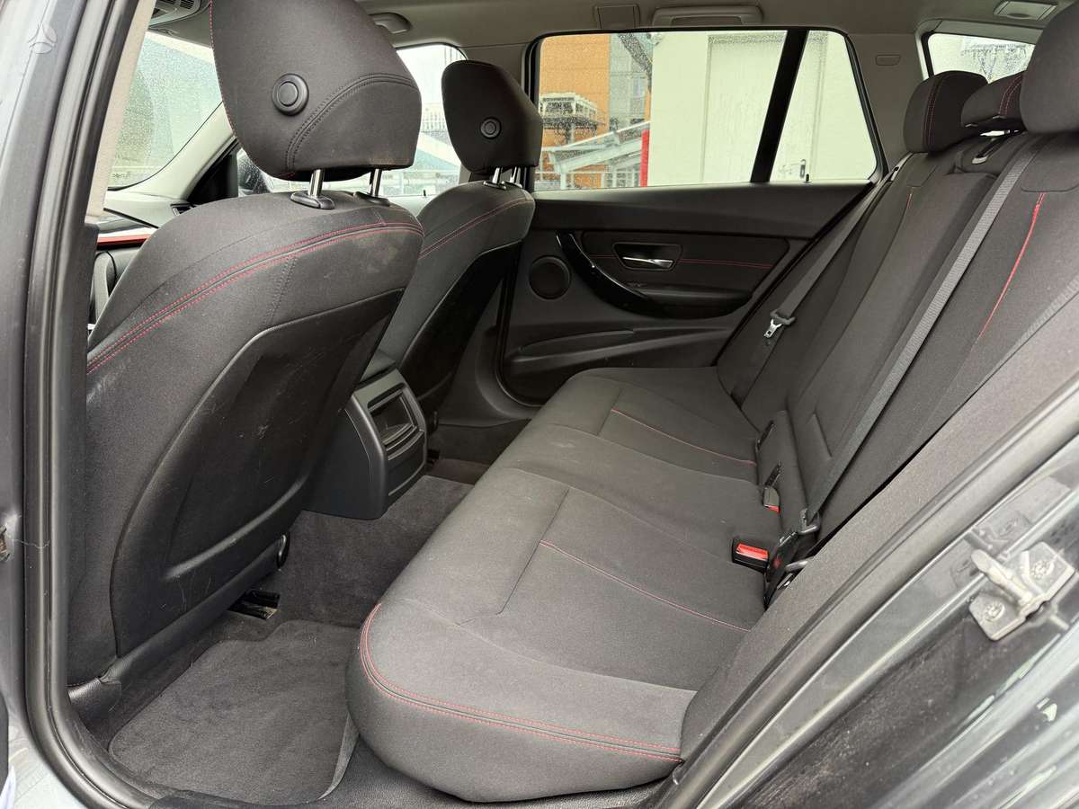 BMW 318, 2.0 l., wagon