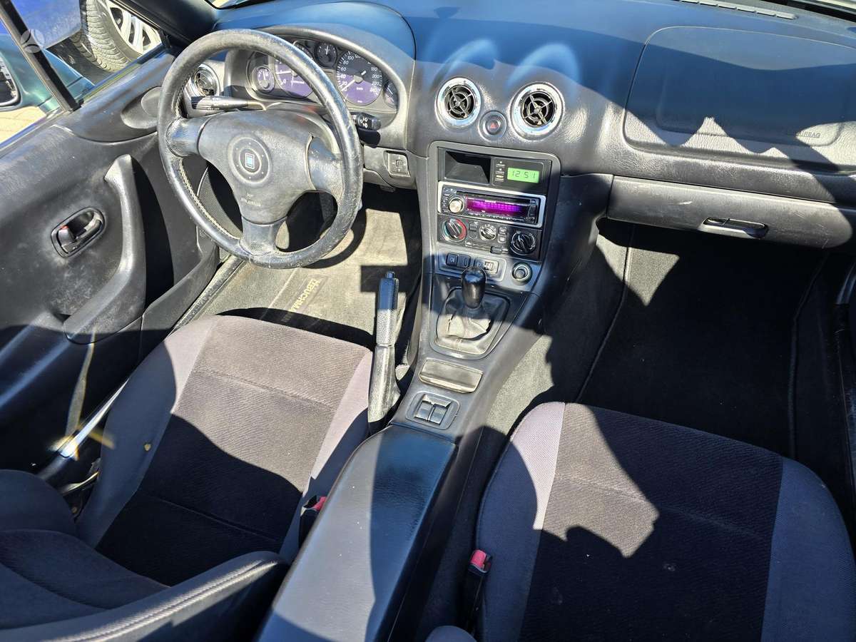 Mazda MX-5, 1.6 l., Кабриолет