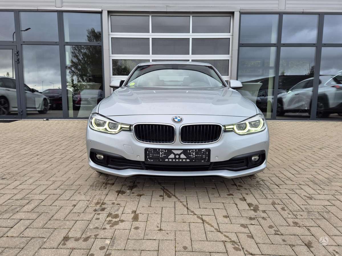 BMW 316, 2.0 l., Седан