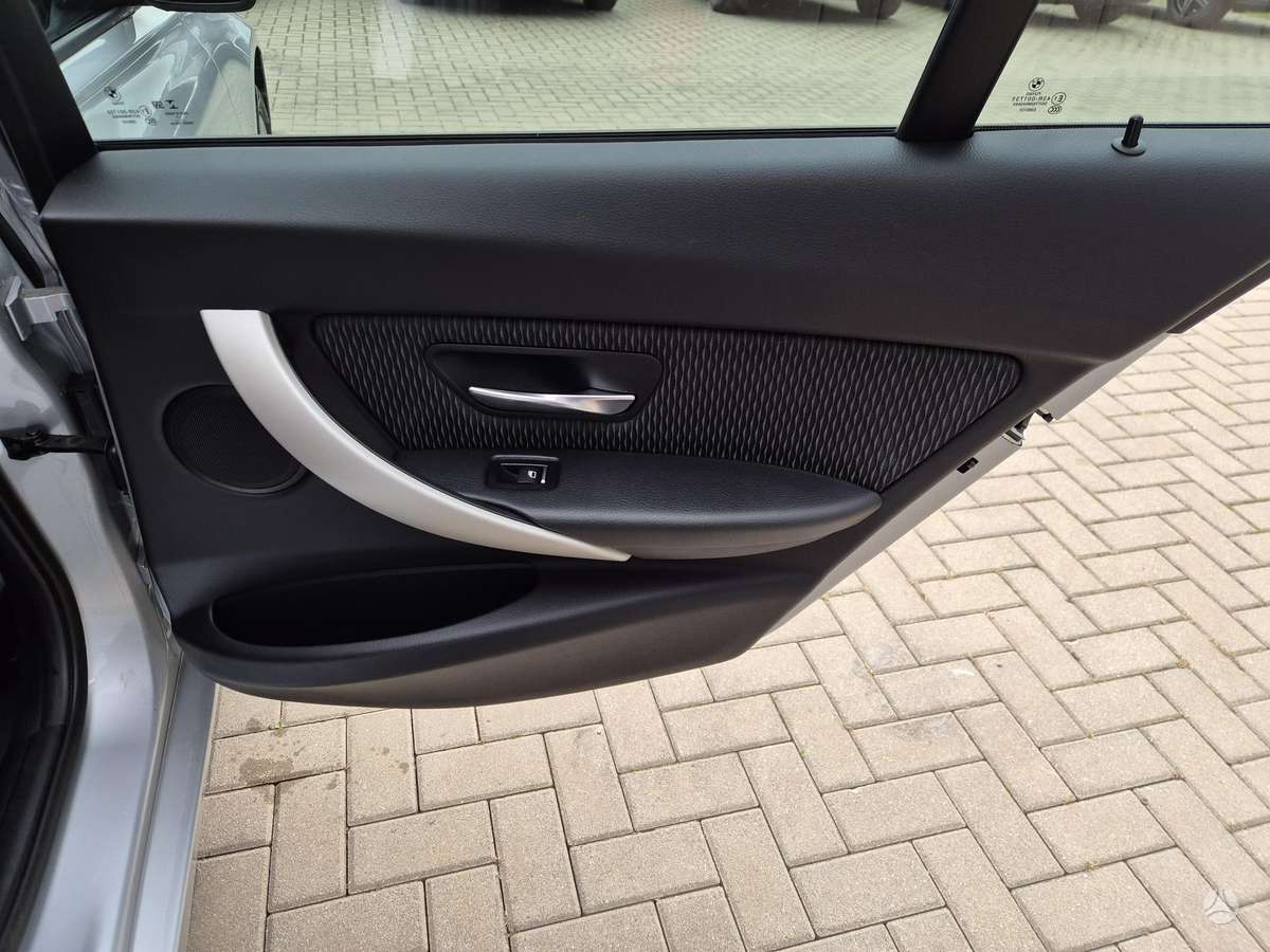 BMW 316, 2.0 l., Седан