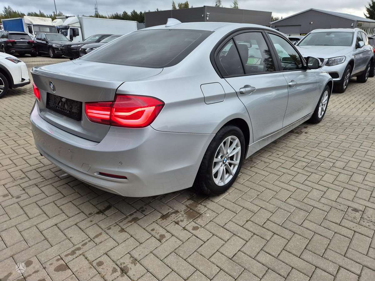 BMW 316, 2.0 l., Седан