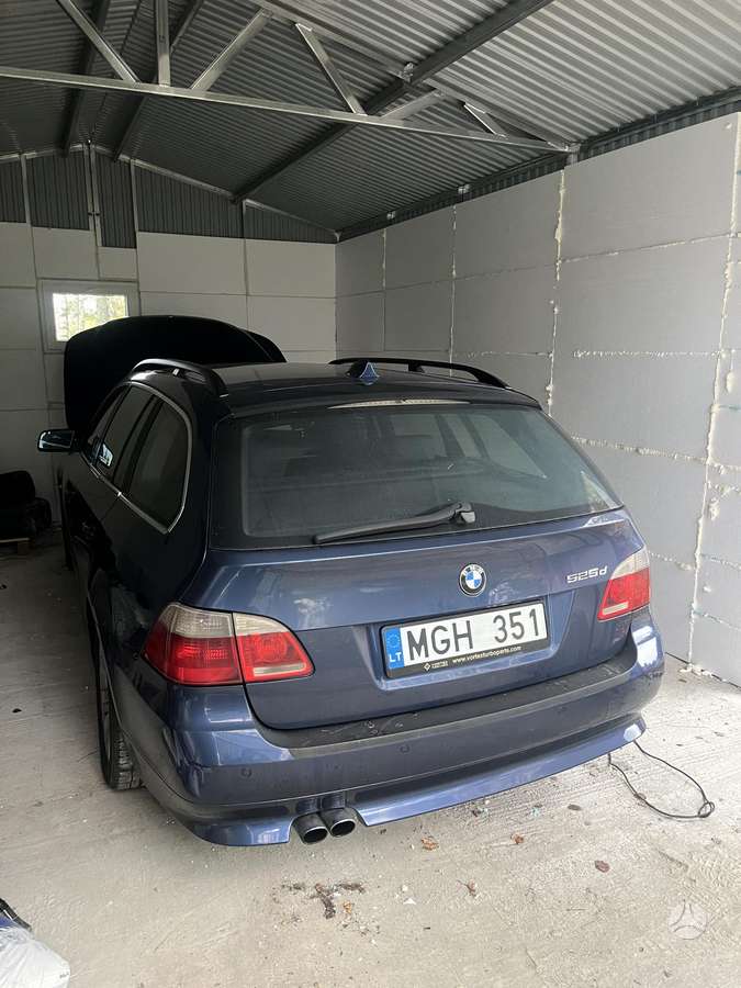 BMW 525, 2.5 l., Универсал