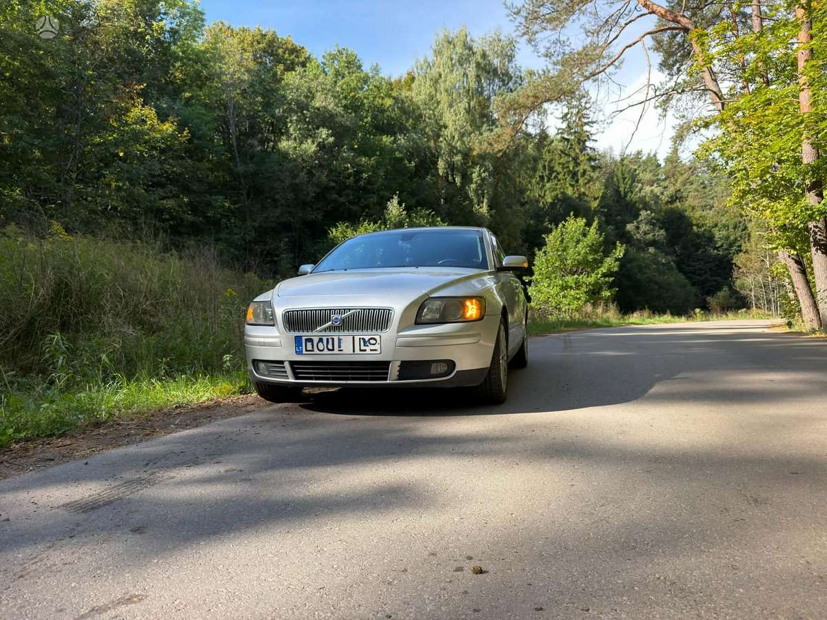 Volvo V50, Универсал