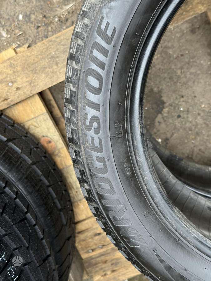 Bridgestone Noranza 001, winter 225/50 R17
