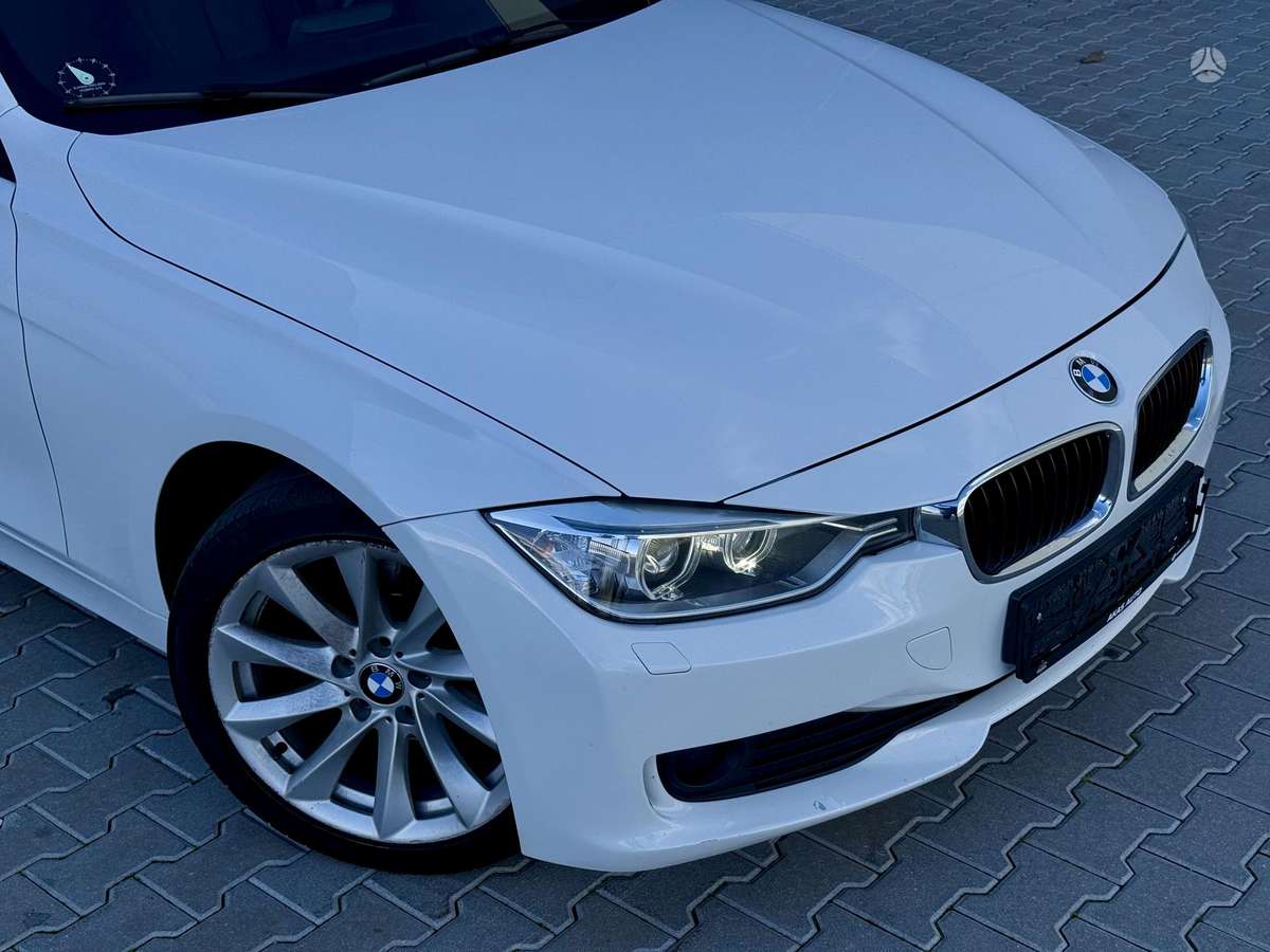BMW 320, 2.0 l., Седан