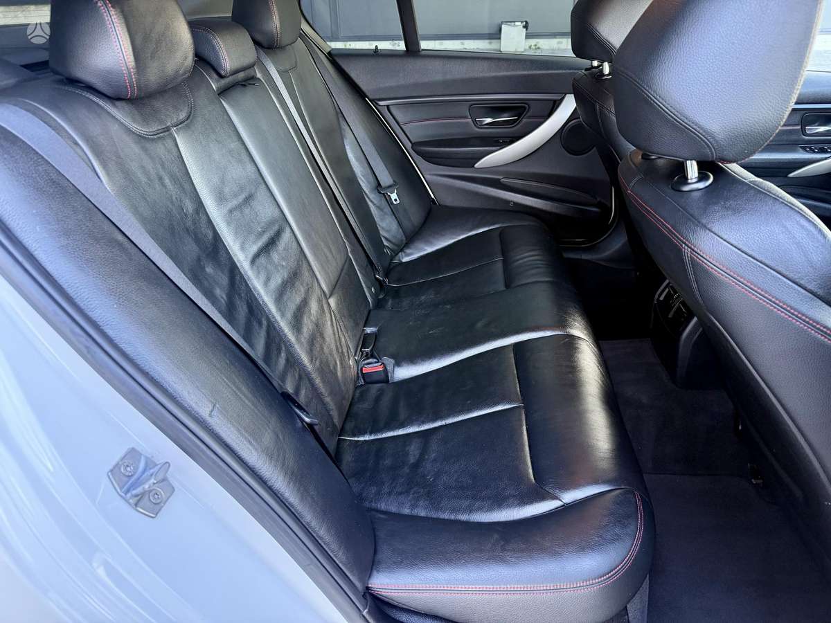 BMW 320, 2.0 l., Седан