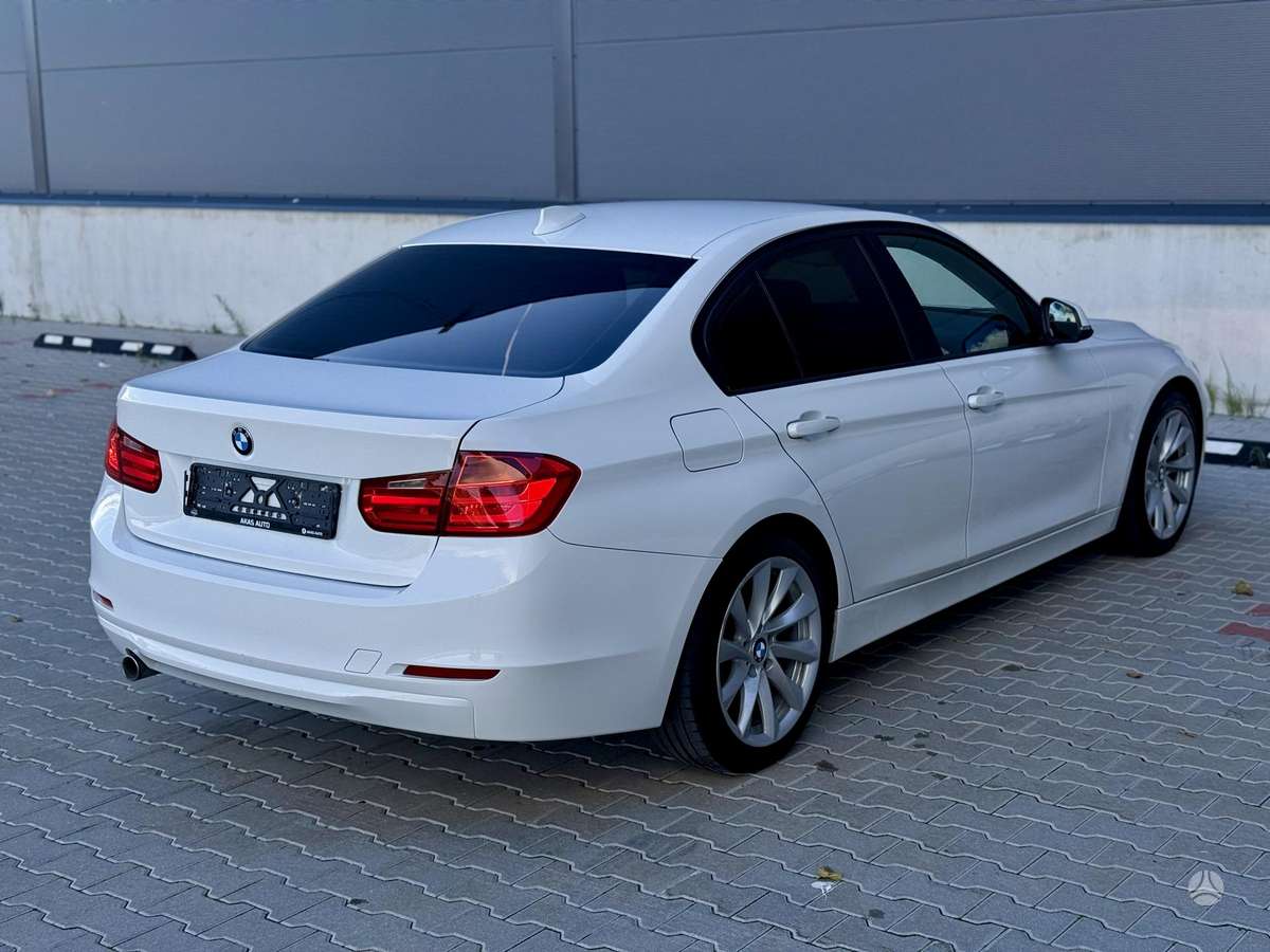 BMW 320, 2.0 l., Седан