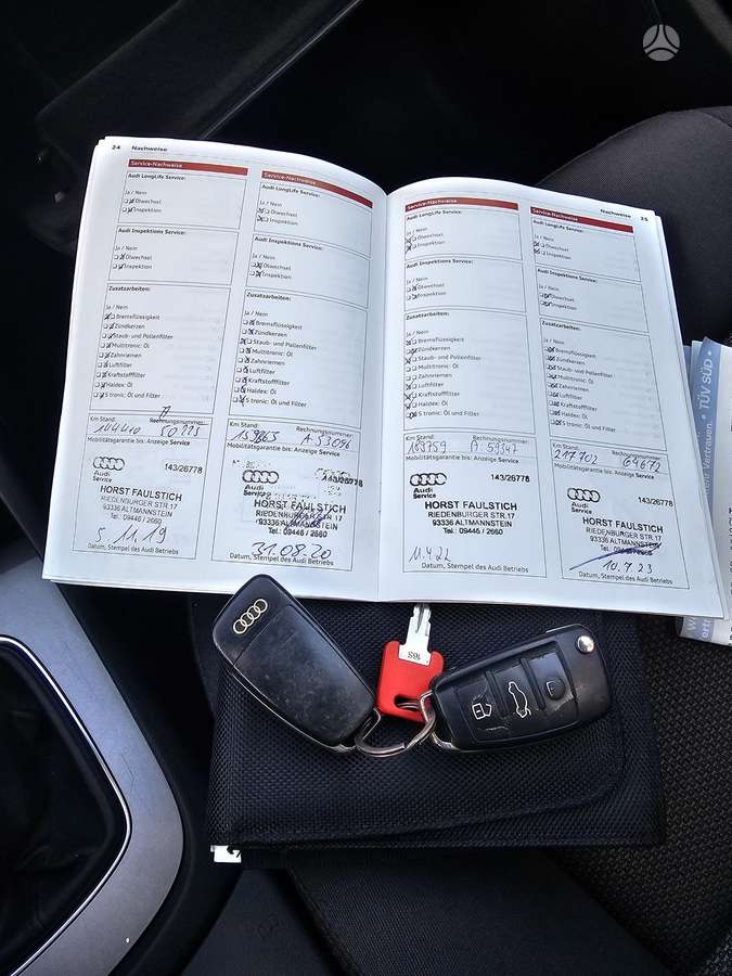 Audi Q3, 2.0 l., Внедорожник / Кроссовер