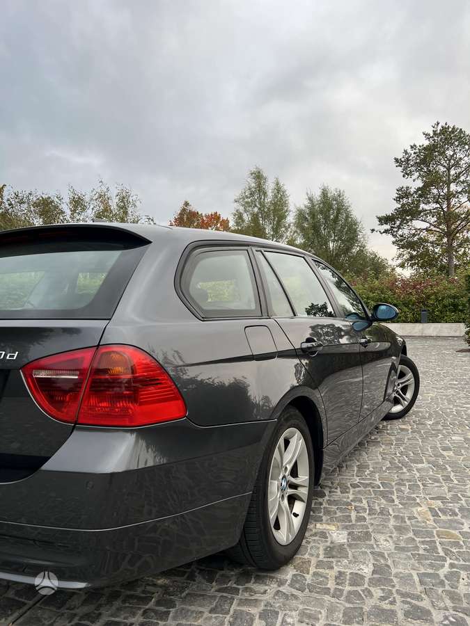 BMW 320, 2.0 l., wagon