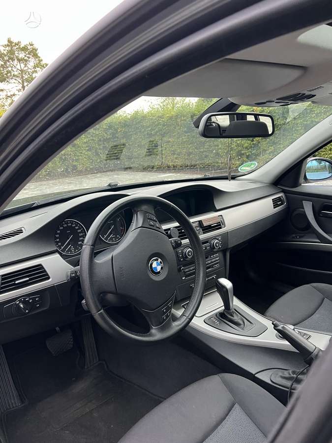 BMW 320, 2.0 l., universalas