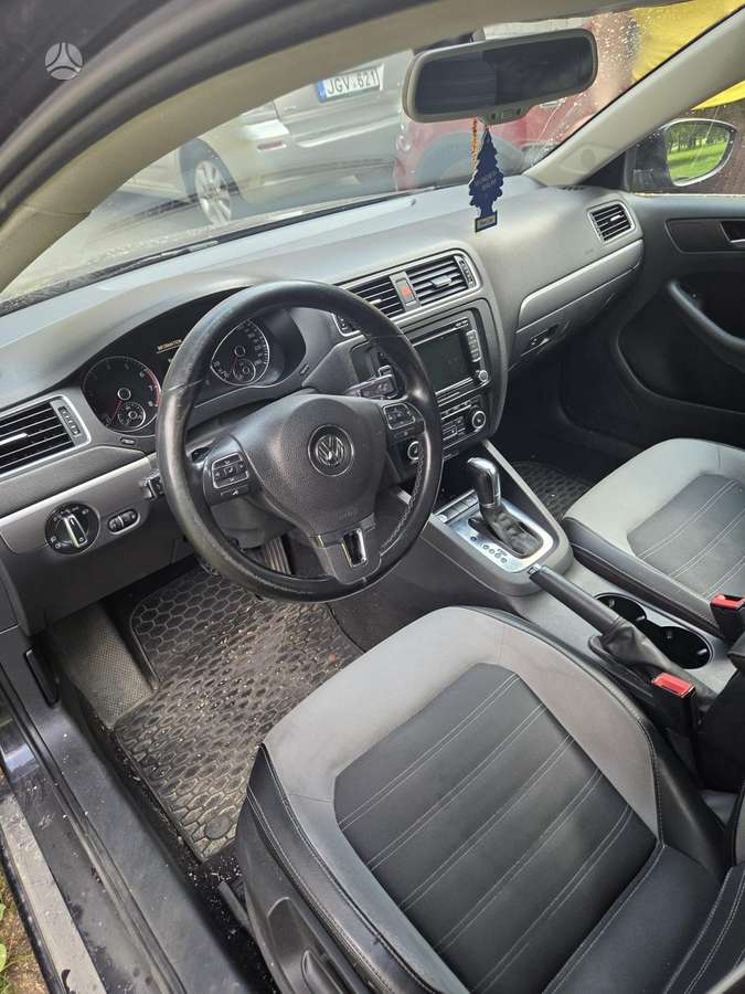 Volkswagen Jetta, 1.4 l., Седан