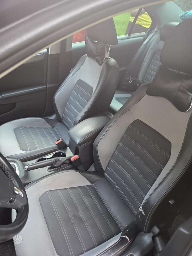 Volkswagen Jetta, 1.4 l., Седан