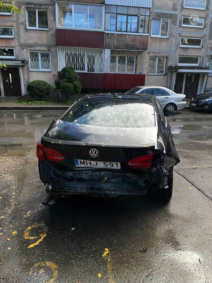 Volkswagen Jetta, 1.4 l., Седан