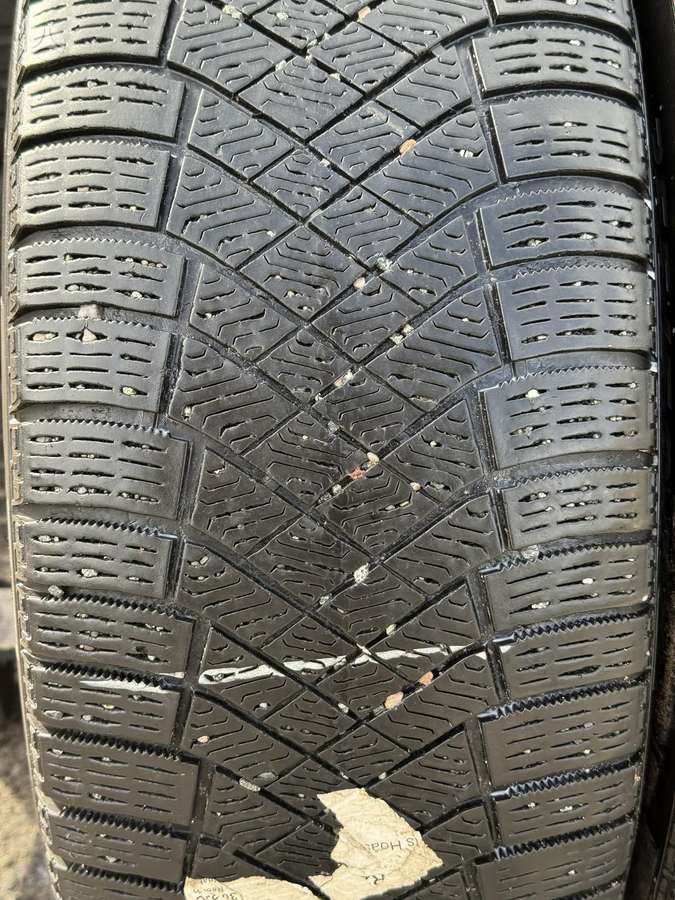 Pirelli ICE ZERO, зимние 255/50 R20
