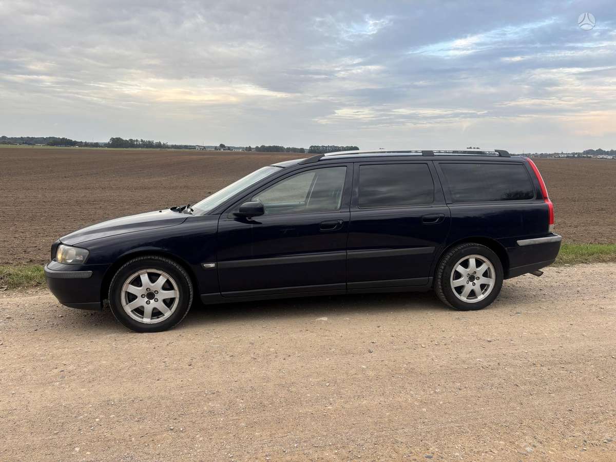 Volvo V70, 2.4 l., universalas