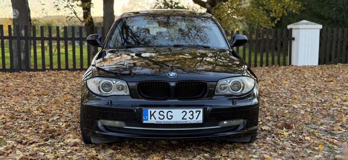 BMW 120, Хэтчбек
