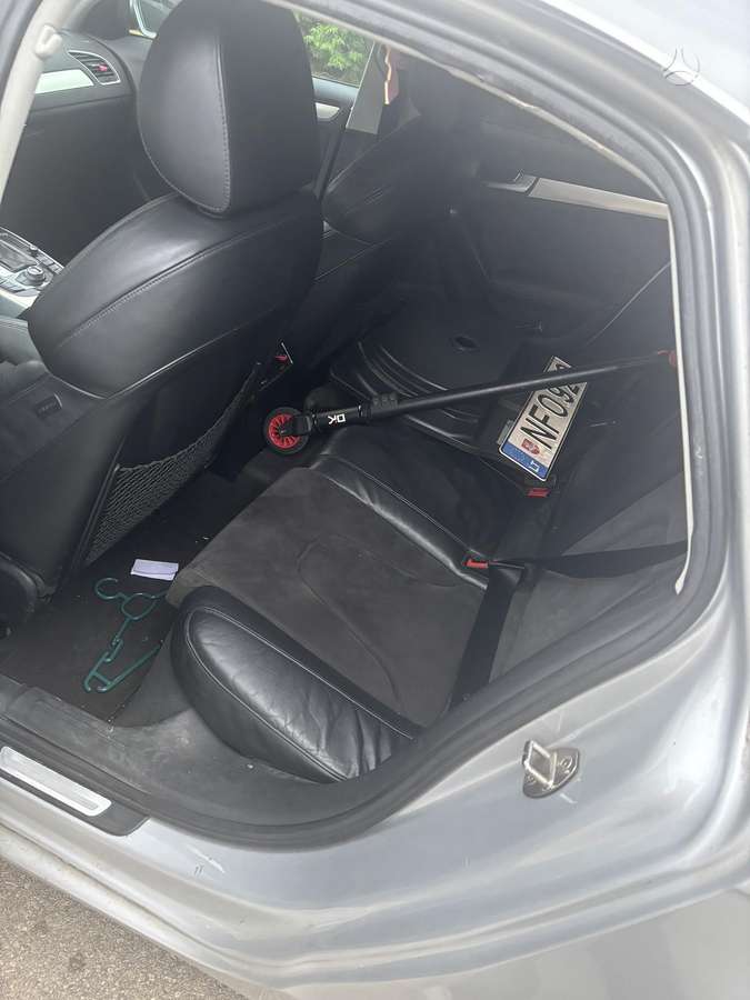 Audi A4, 2.7 l., Седан