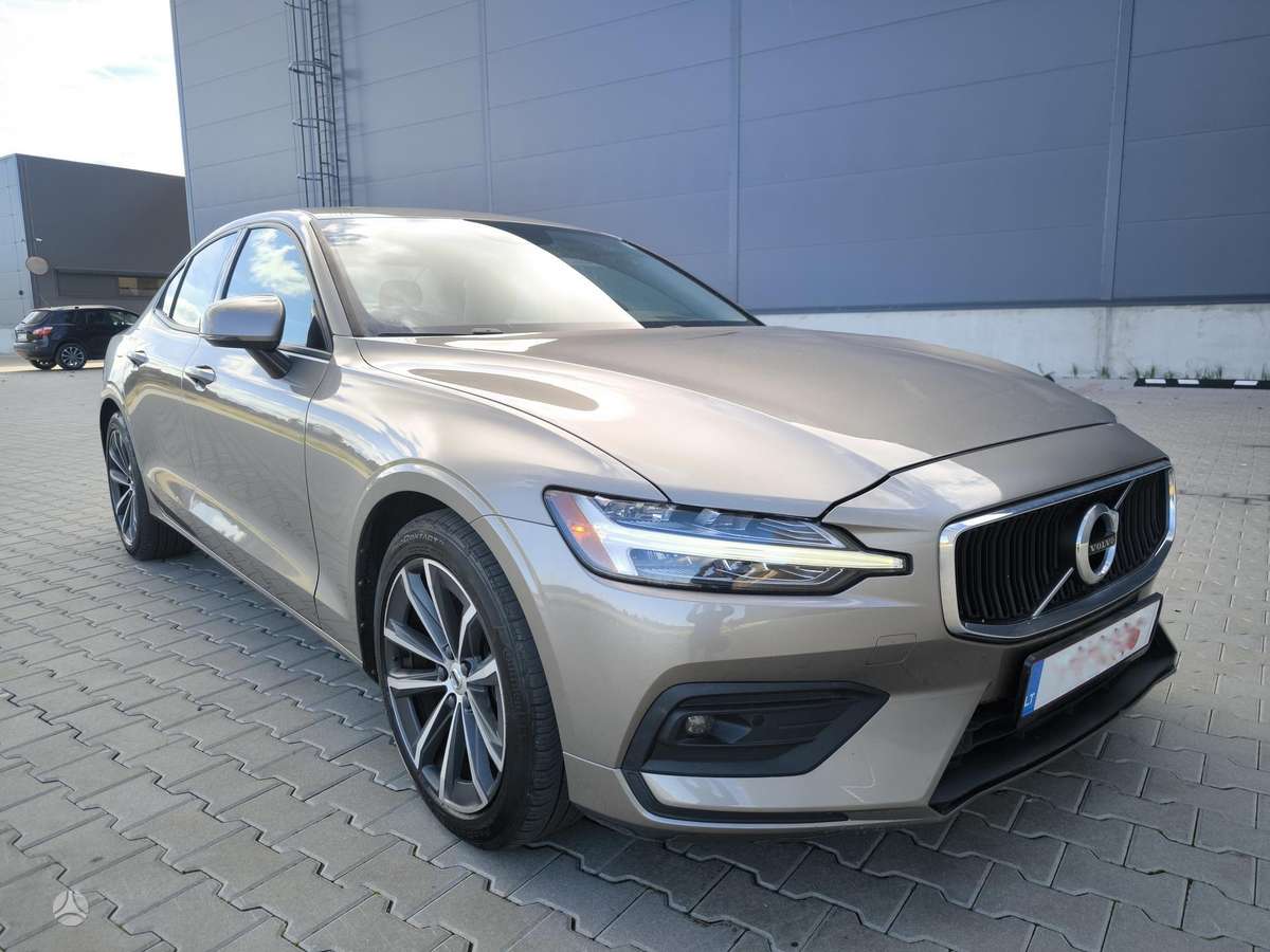 Volvo S60, 2.0 l., Седан