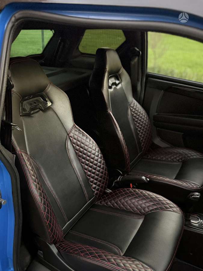 Ligier JS50, hatchback