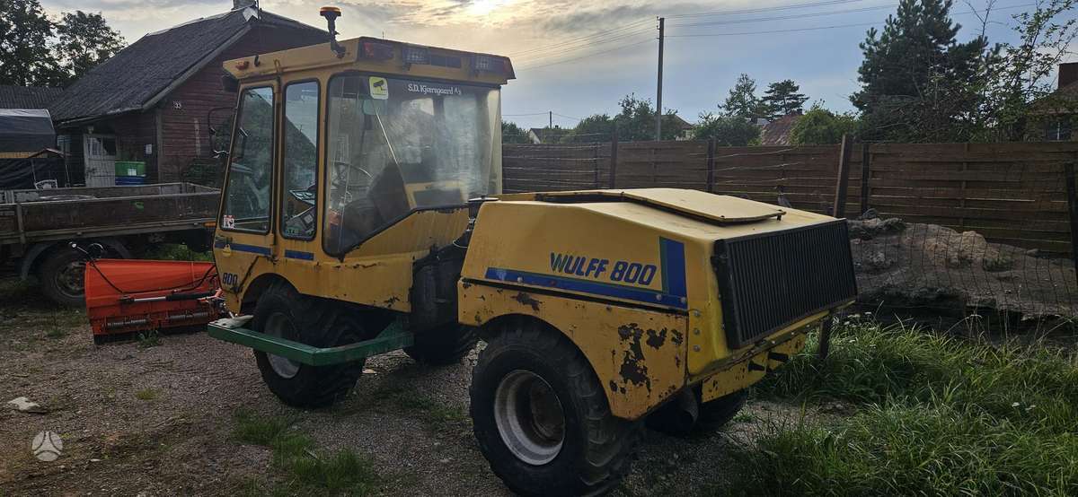WOLF 800r, mini loaders
