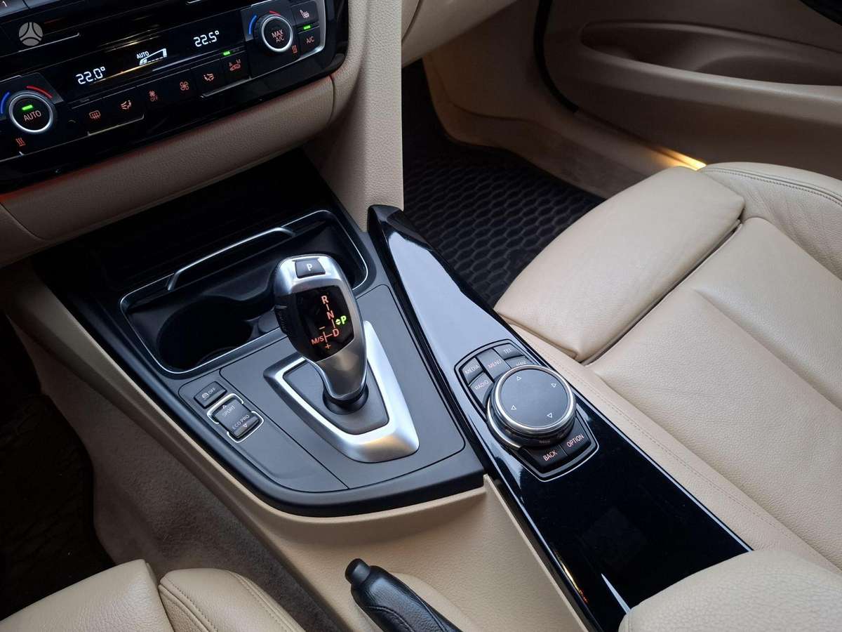 BMW 320, 2.0 l., Универсал