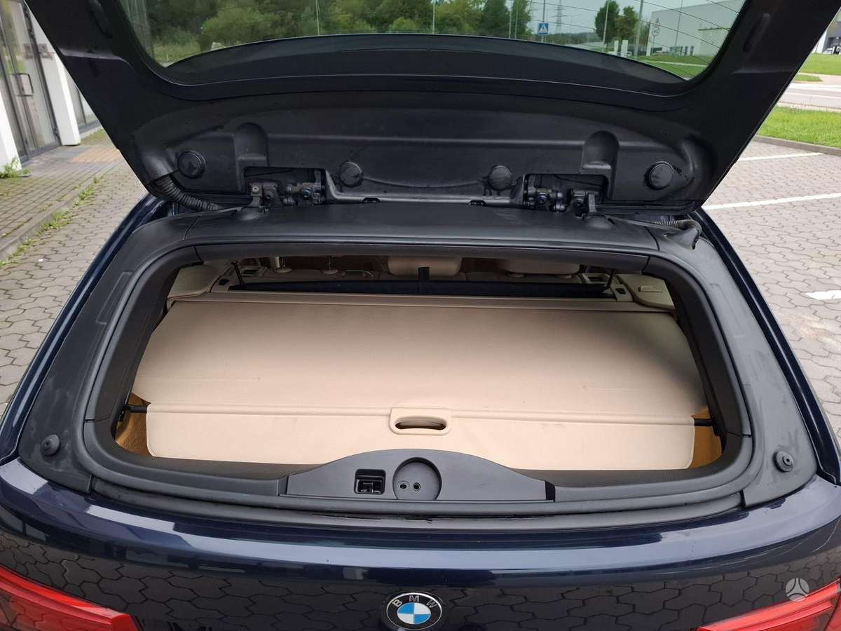 BMW 320, 2.0 l., wagon