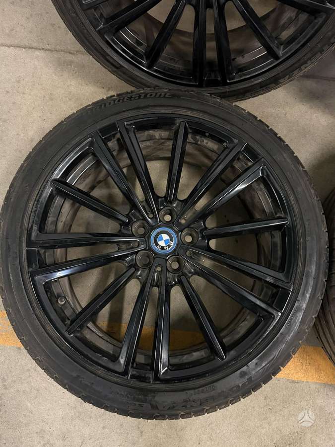 BMW I8, light alloy, R20