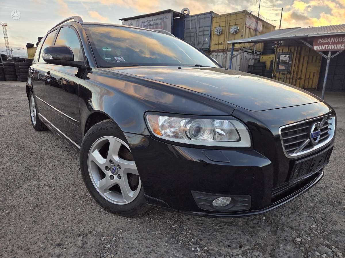 Volvo V50, 1.6 l., wagon