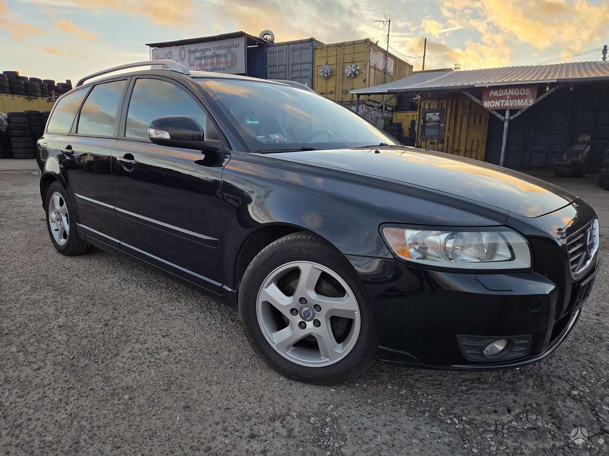 Volvo V50, 1.6 l., wagon