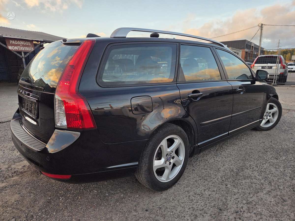 Volvo V50, 1.6 l., wagon