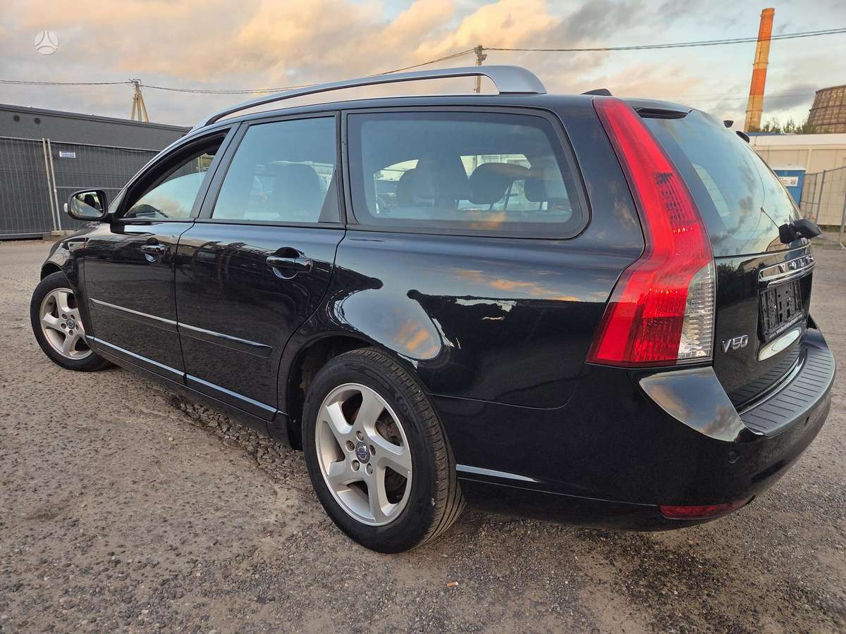Volvo V50, 1.6 l., wagon