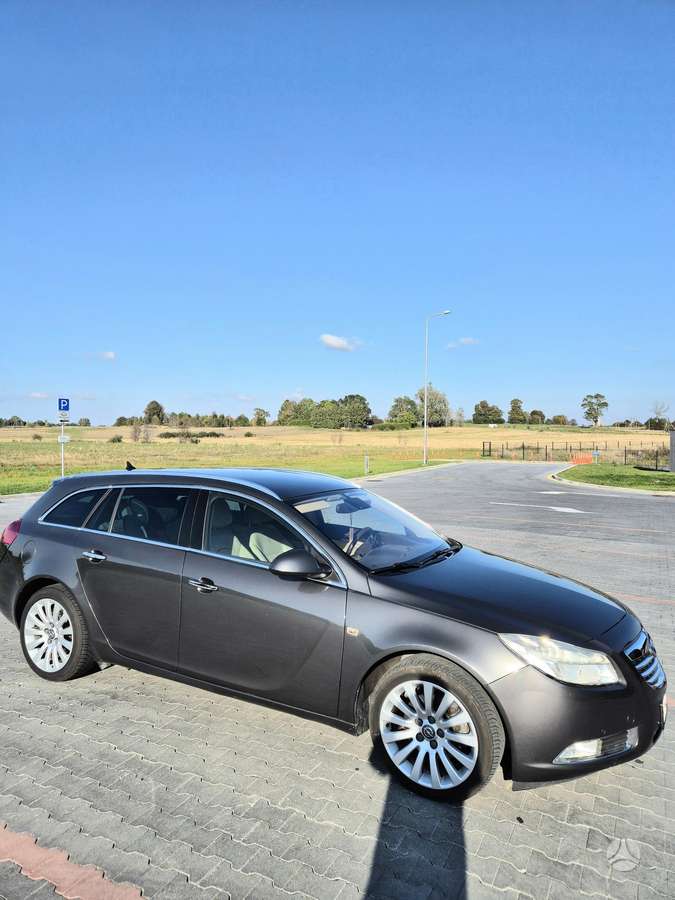 Opel Insignia, 2.0 l., wagon